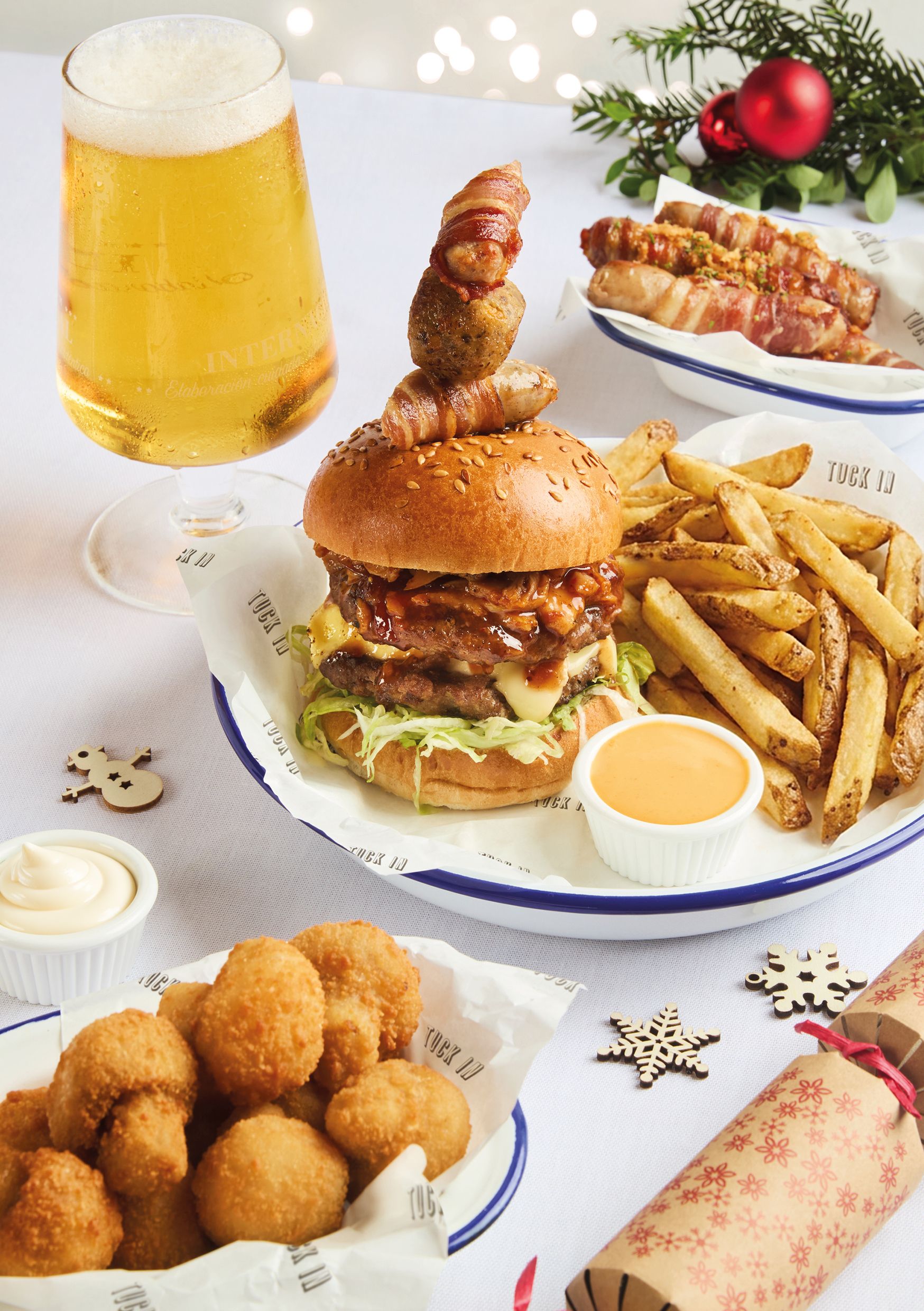 Festive Lunch & Dinner at The Crows Nest in Nuneaton